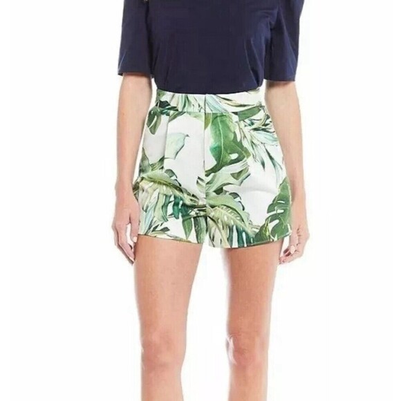 Gianni Bini green women Palm Print short hawaiia island  vacation pockets Size 4 - Picture 2 of 10